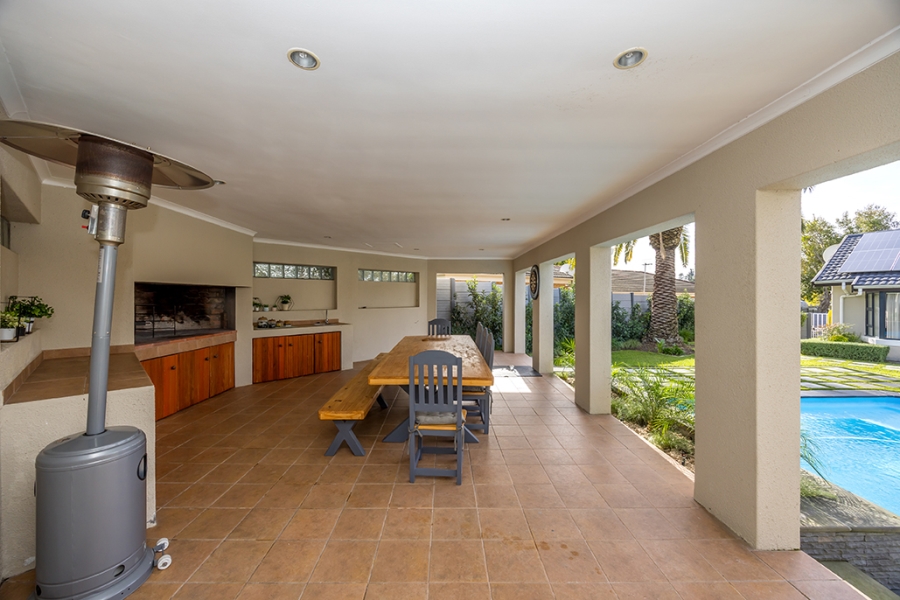 4 Bedroom Property for Sale in Amanda Glen Western Cape
